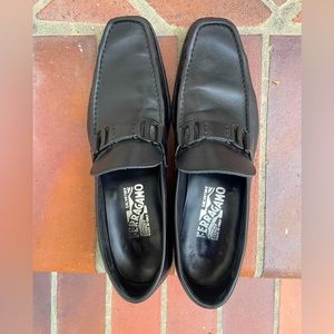 💯 Salvatore Ferragamo Shoes